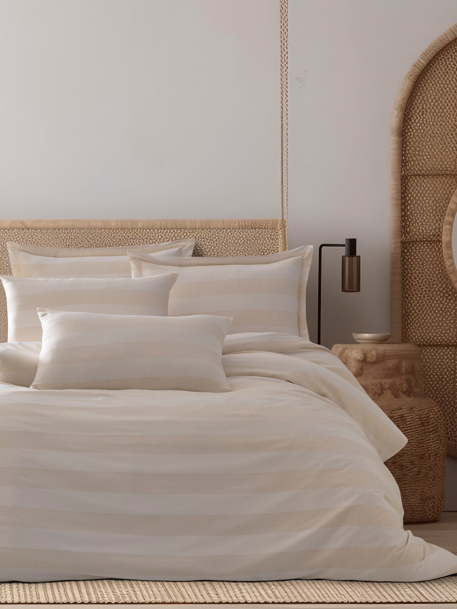 Max Yollu Saten Çift Kişilik Bej - Nevresim Takımı - 029561