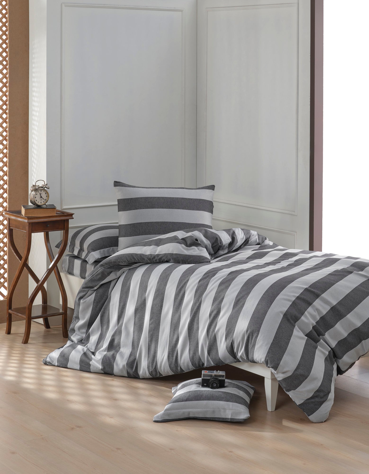 Max Yollu Saten Tek Kişilik Siyah - Nevresim Takımı - 029598