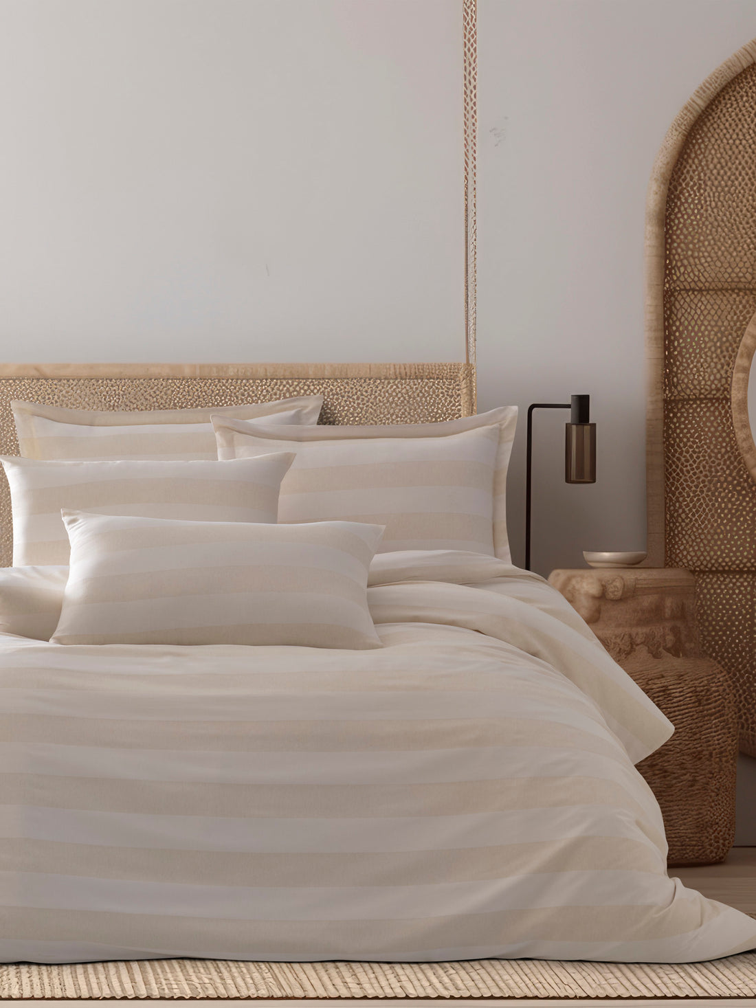 Max Yollu Saten Çift Kişilik Bej - Nevresim Takımı - 029561