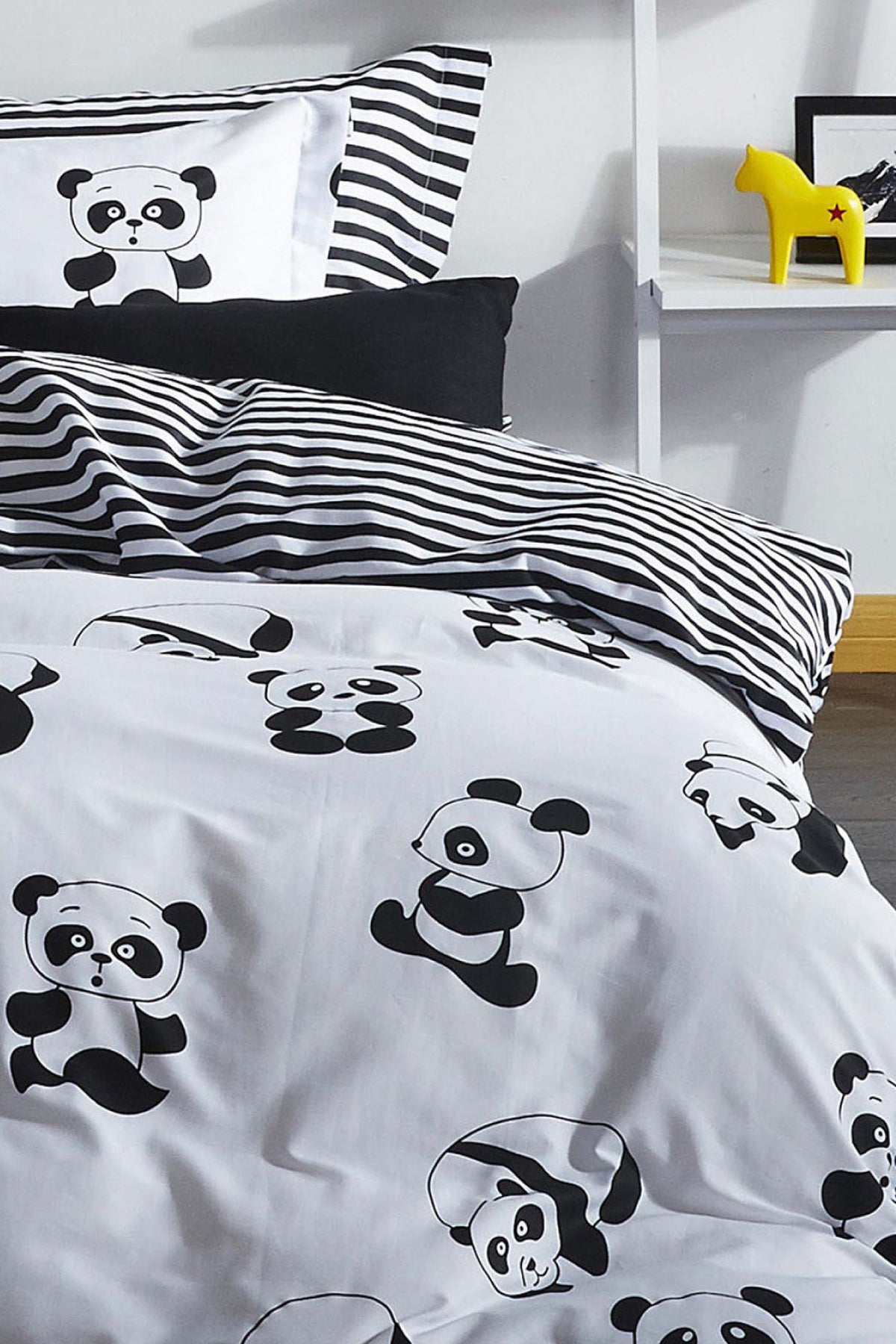 Panda Beyaz Çift Kişilik Nevresim Takımı