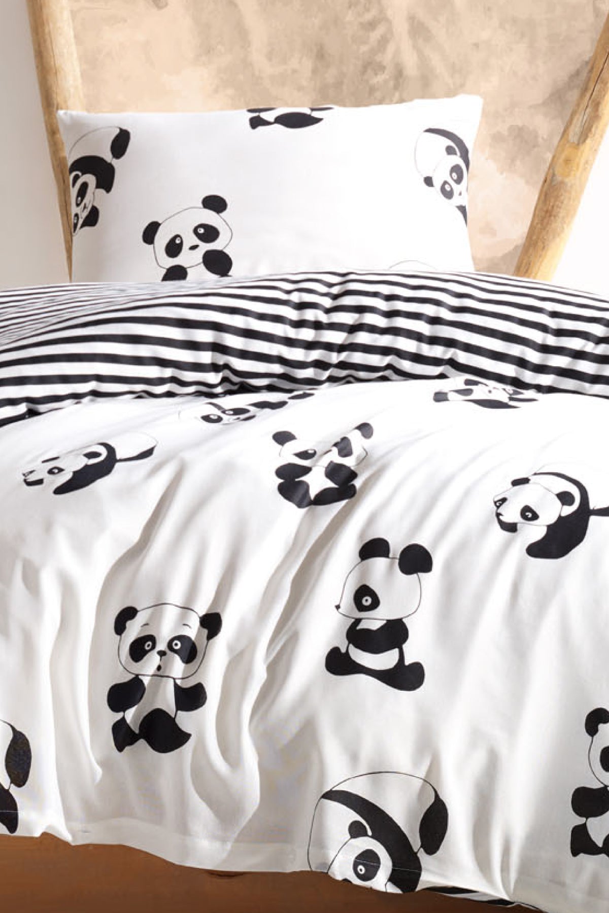 Panda Beyaz Tek Kişilik Nevresim Takımı