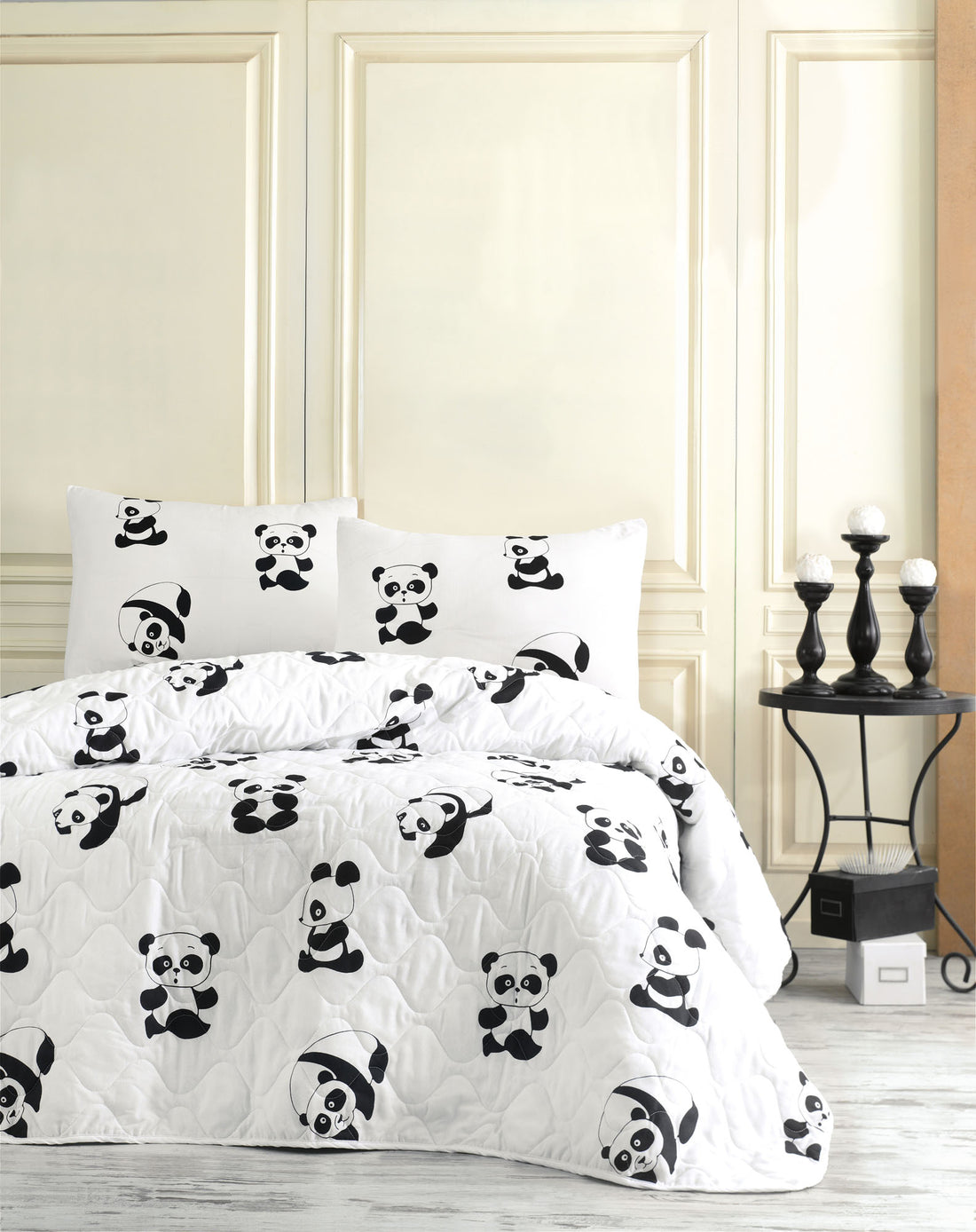 Panda Beyaz Çift Kişilik Yatak Örtüsü Seti