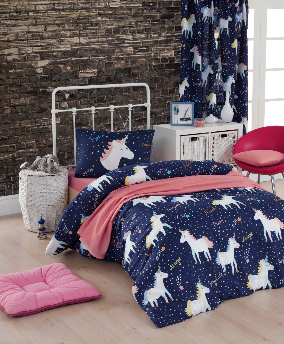 MagicUnicorn Laci Tek Kişilik Nevresim Takımı