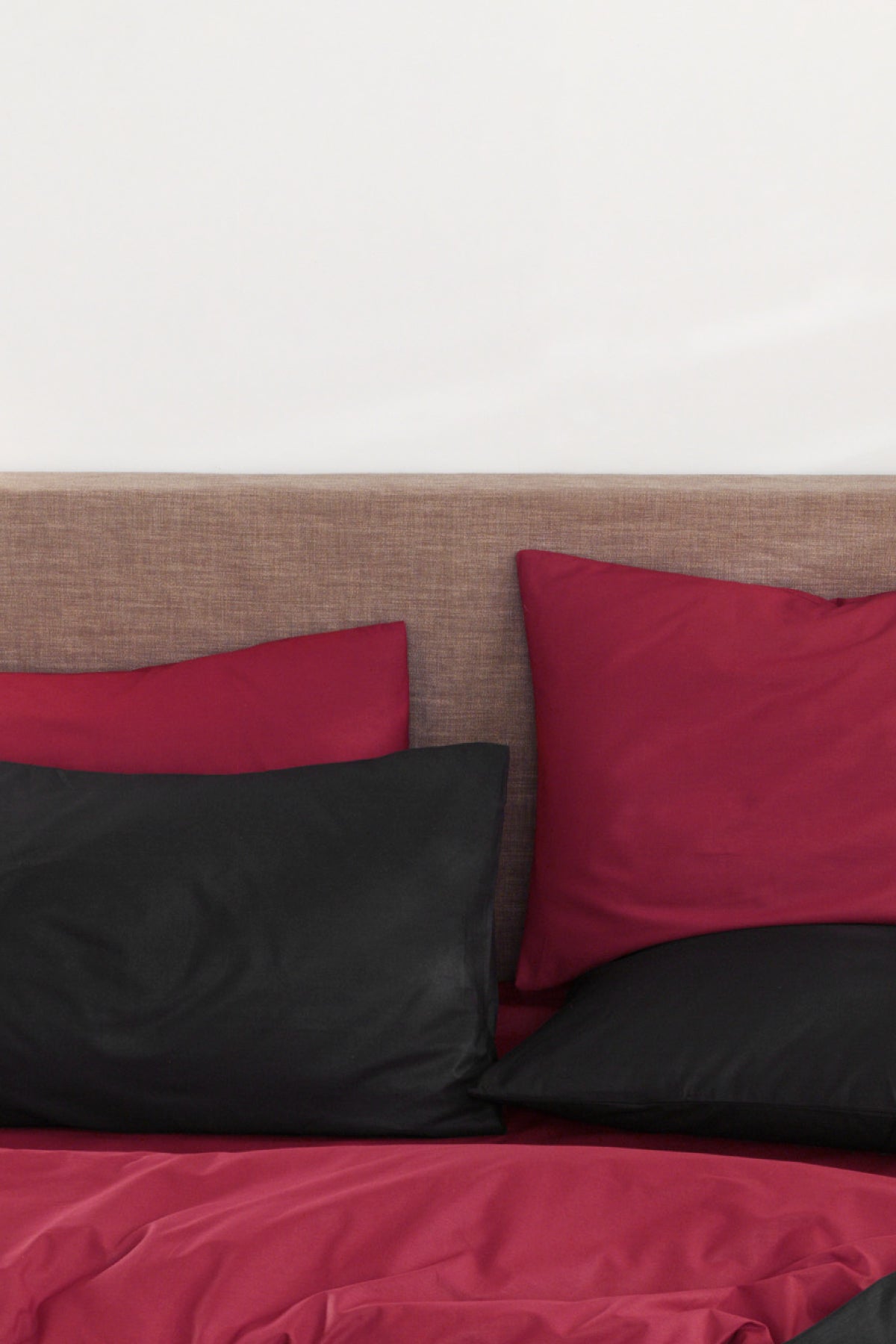 ÇiftYönlü Siyah+Bordo Çift Kişilik %100 Pamuk Nevresim Takımı