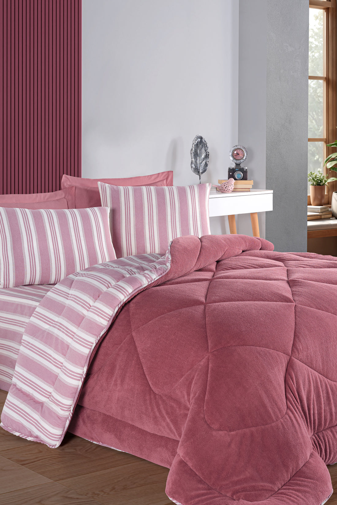 Soft Line Bordo Çift Kişilik Yorgan Seti