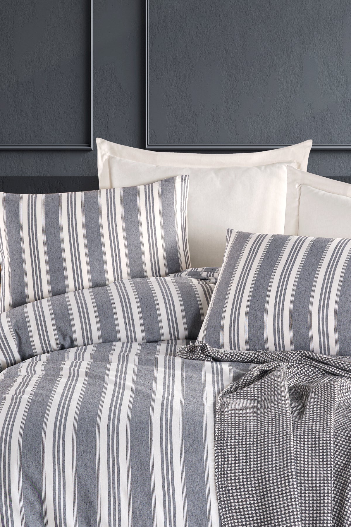 Soft Line Antrasit Çift Kişilik Nevresim Takımı