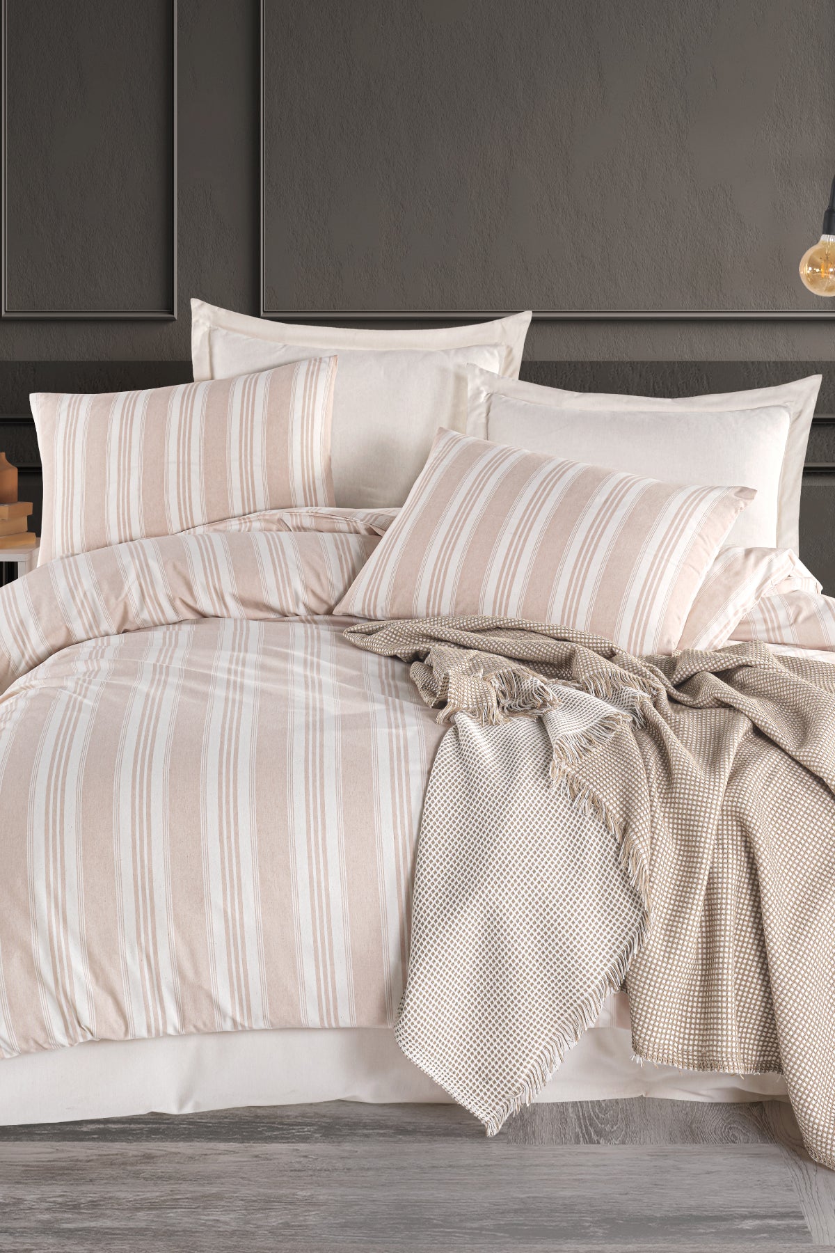 Soft Line Bej Çift Kişilik Nevresim Takımı